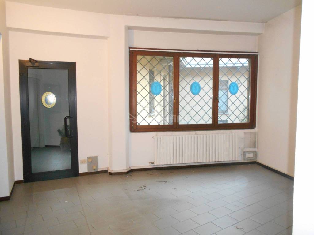 Immobile a Cantù in LARGO ADUA, 11 - Foto 4