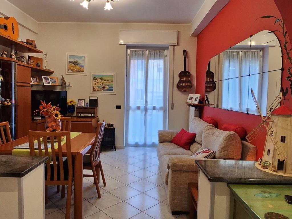 Appartamento a Busto arsizio in Via Burattana, 23 - Foto 2