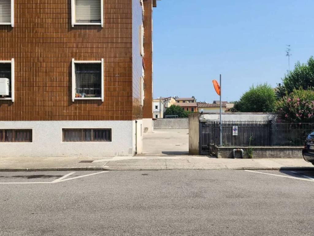 Box / garage a Soresina in Piazza Italia S.N.C. - Foto 2
