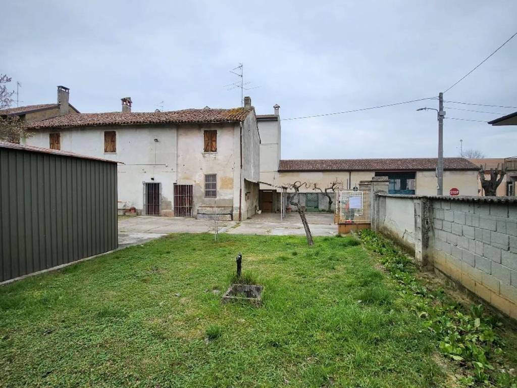 Villa a Azzanello in Via Cavour S.N.C. - Foto 3