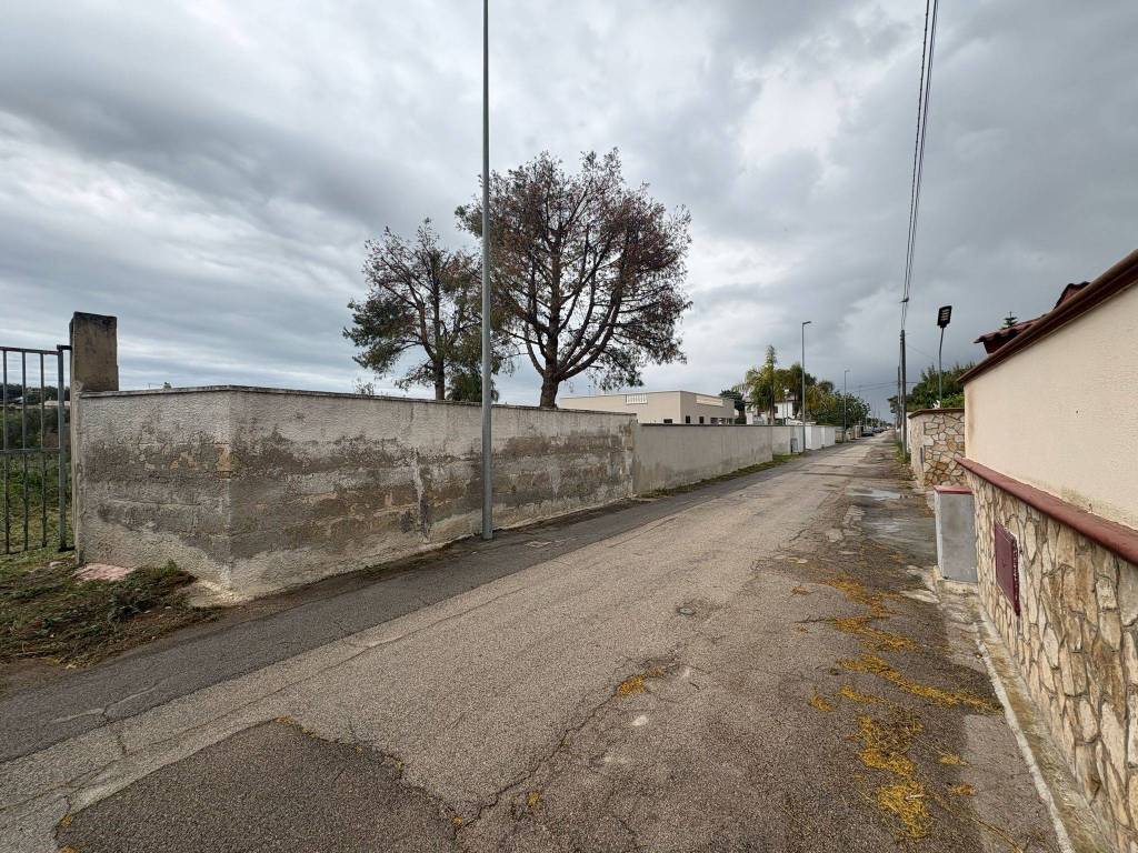 Terreno a Taranto in Via Panfili, 36 - Foto 3
