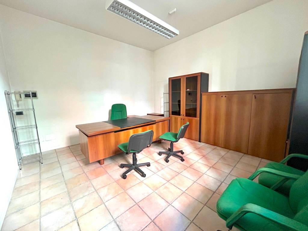 Immobile a Gallarate in Via Arnaldo da Brescia, 1 - Foto 4