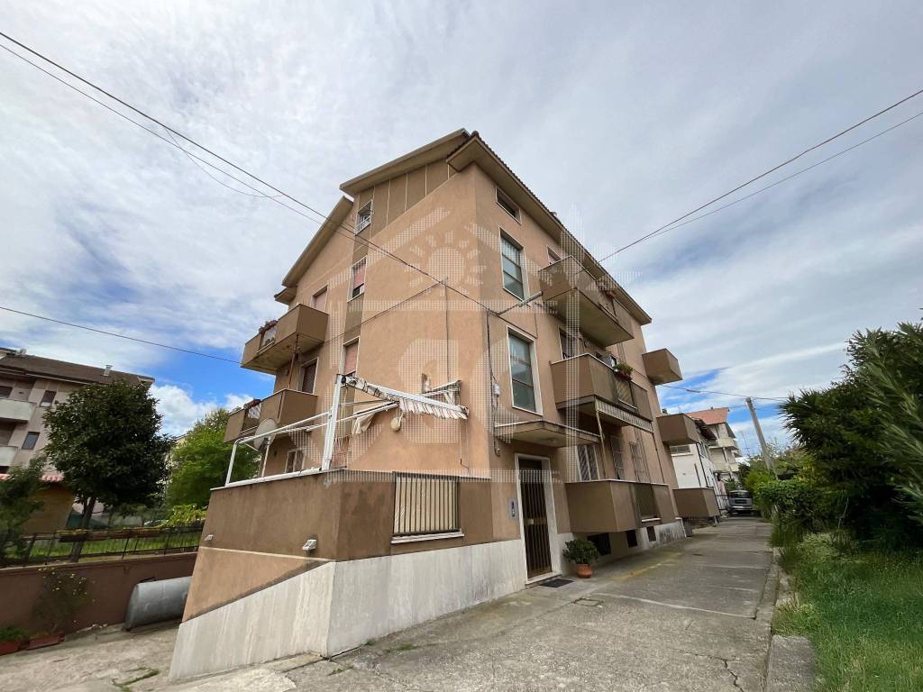Appartamento a Spoltore in Via Cosenza - Foto 2