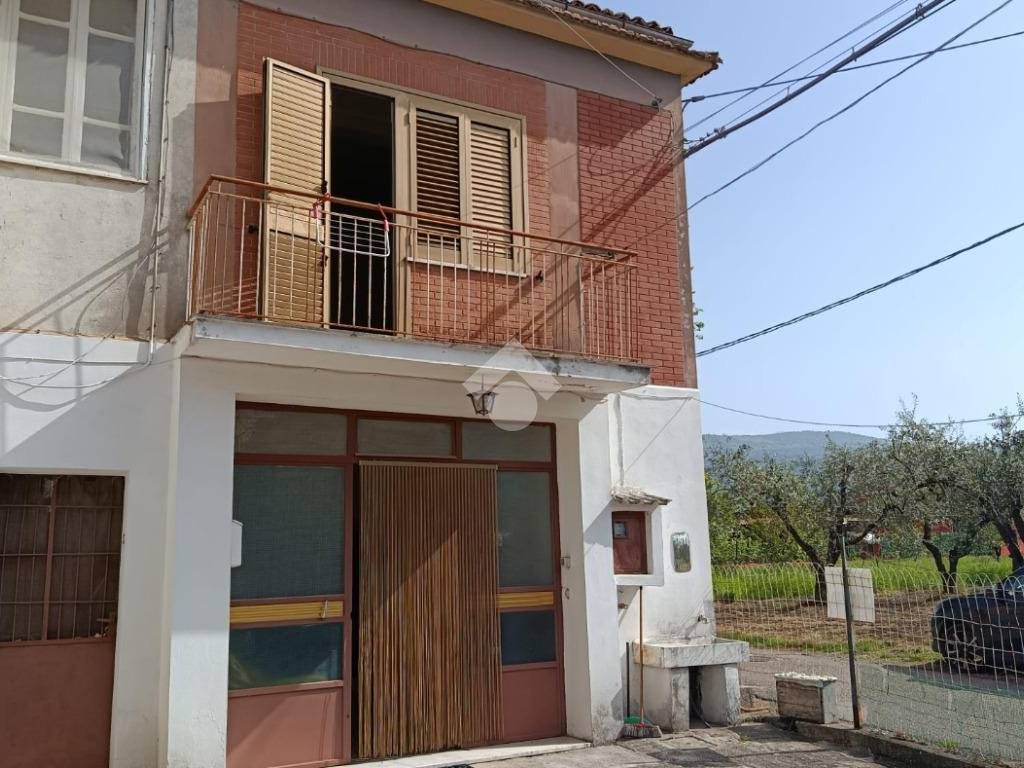 Casa indipendente a Alatri in Via dei Tigli - Foto 1