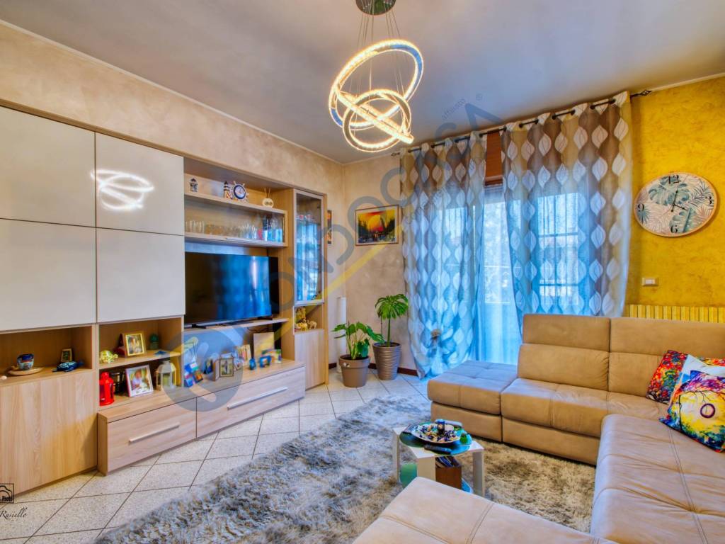 Appartamento a Bollate in Via Grazia Deledda, 23 - Foto 3