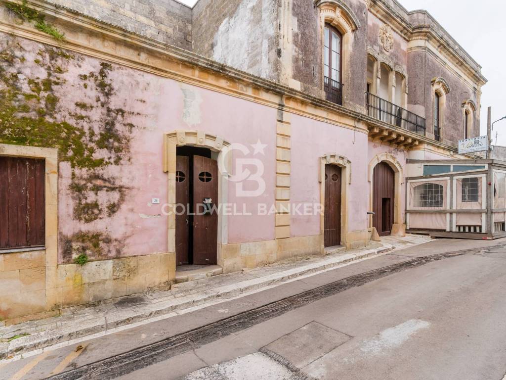Palazzo / stabile a Giuggianello in Via Giuseppe Mazzini, 16 - Foto 2