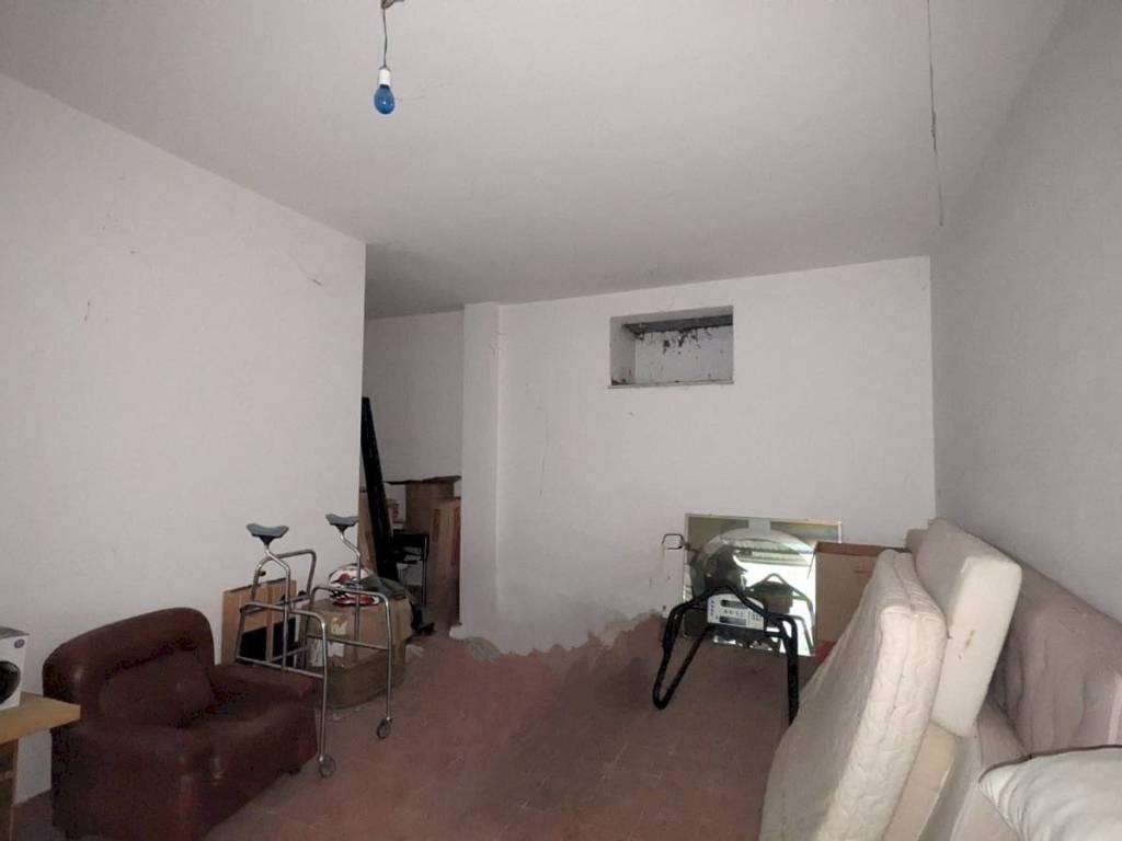 Box / garage a Isernia in Via Wagner - Foto 4