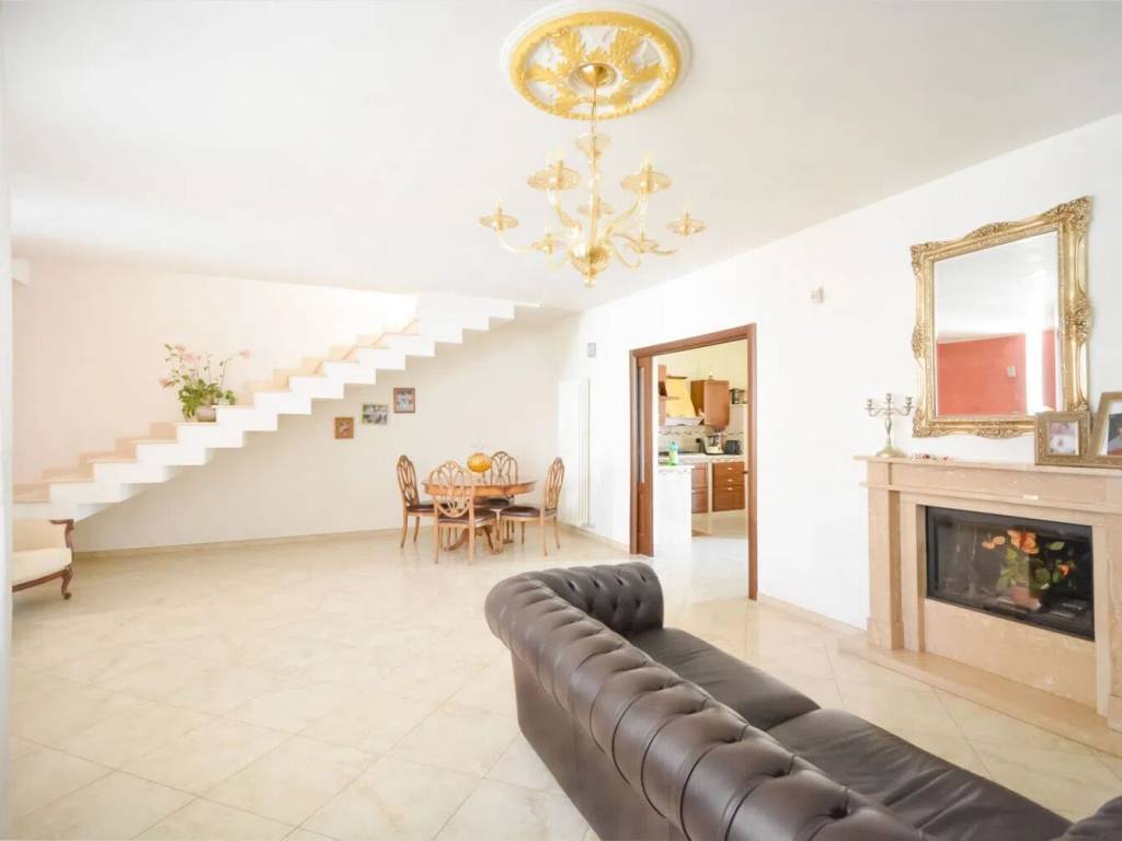 Villa a San vito dei normanni in San Vito Dei Normanni S.N.C. - Foto 5