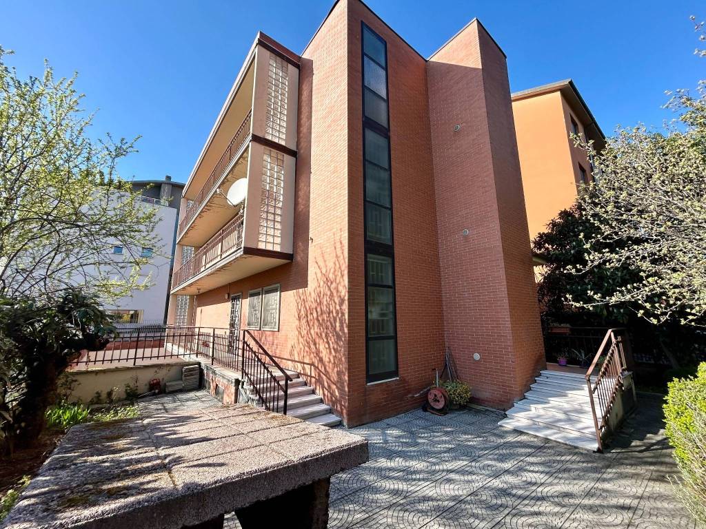 Casa indipendente a Bologna in Via Pagno di Lapo Portigiani, 3 - Foto 4