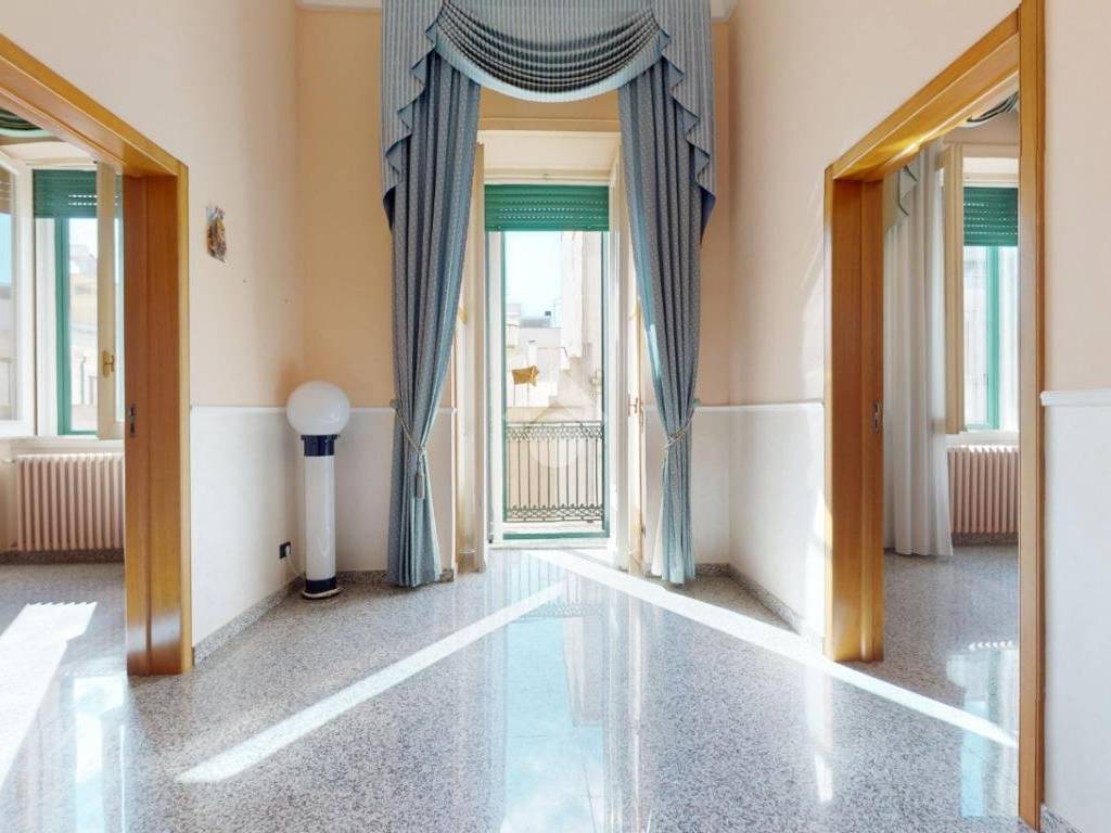 Casa indipendente a Francavilla fontana in Via Francesco Ribezzo - Foto 4