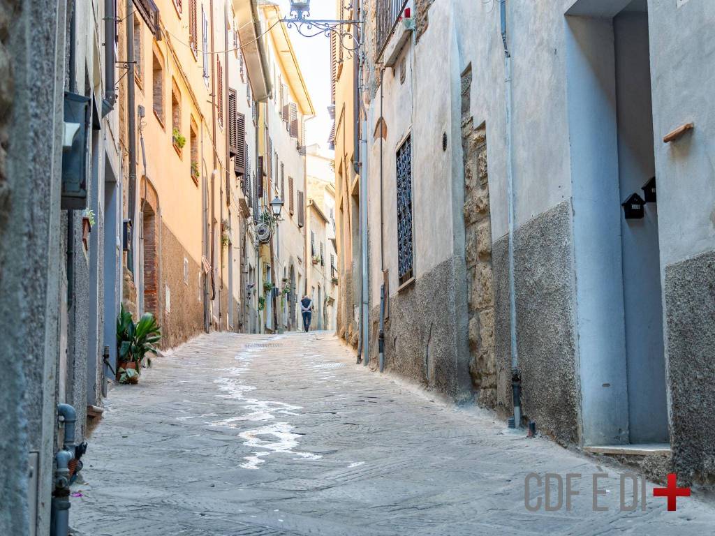 Appartamento a Scarlino in Via Generale Carlo Citerni - Foto 3