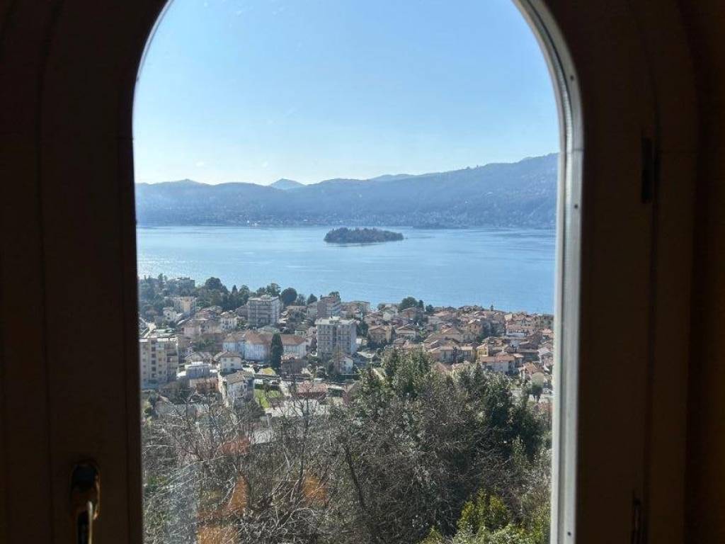Palazzo / stabile a Verbania in Via Antonio Rossi, 19 - Foto 4