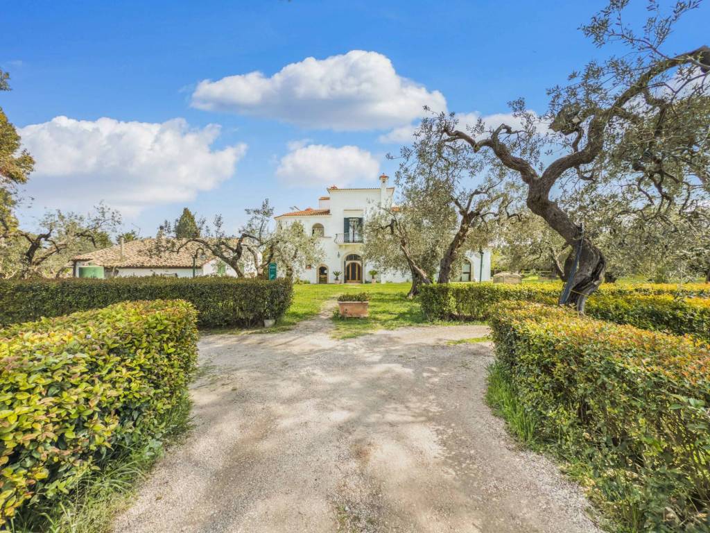 Villa a Lucera in Strada Vicinale Crusto - Foto 4