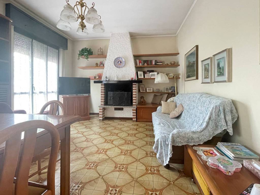 Villa a Muggiò in Via Santa Giuliana, 5 - Foto 2