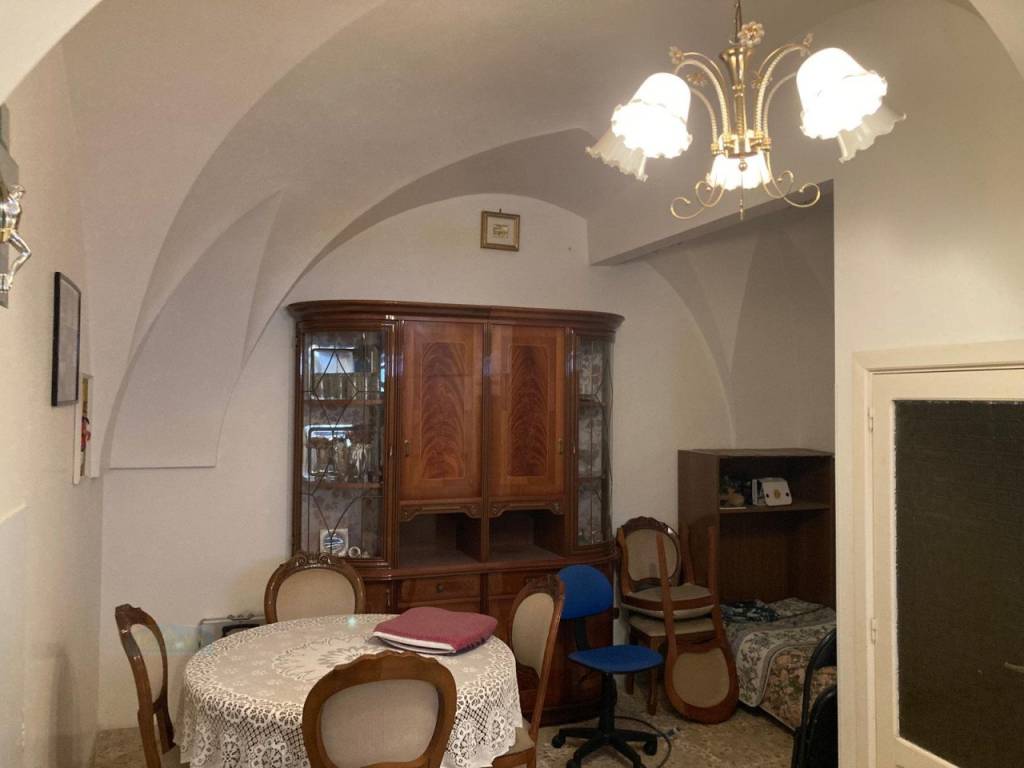 Casa indipendente a Ceglie messapica in Via II Santoro Urgesi - Foto 4