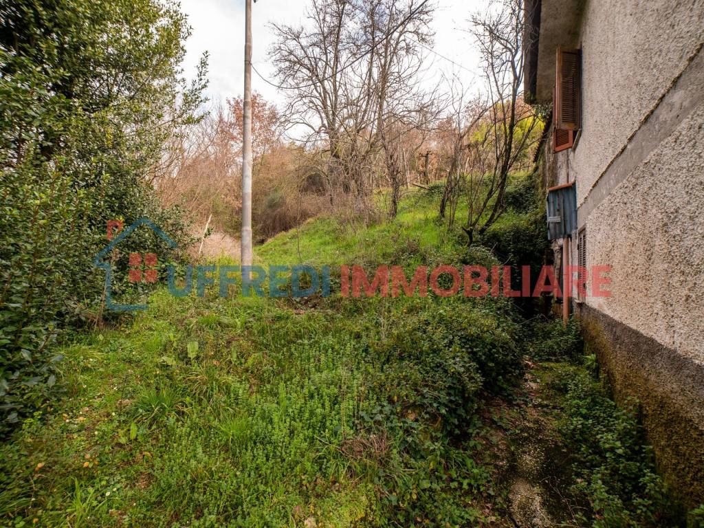 Villa a Giuliano di roma in Via Pietromaggio - Foto 5