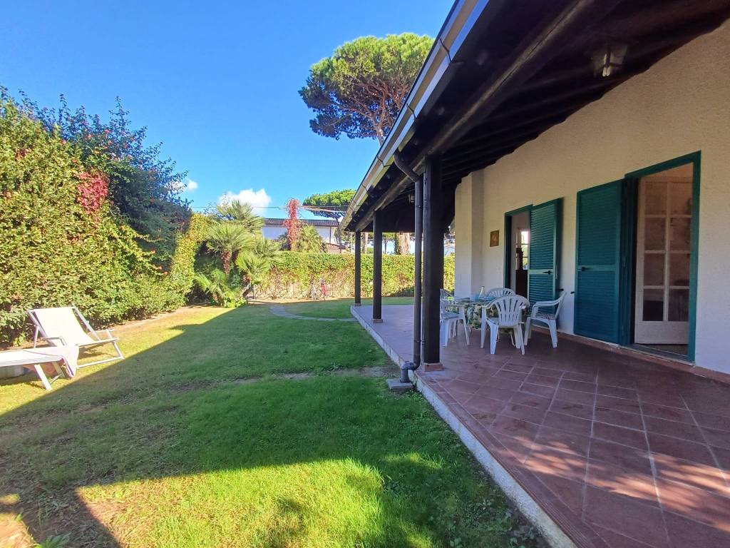 Villa a San felice circeo in Via Terracina - Foto 5
