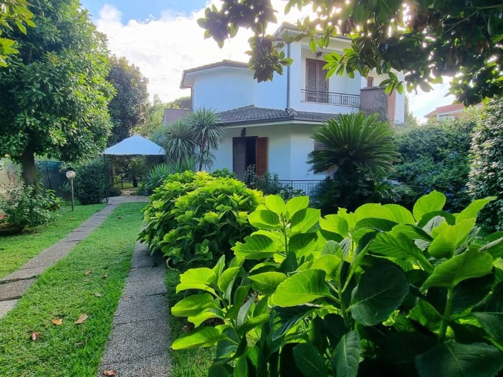 Villa a San felice circeo in Via dei Caprioli - Foto 2