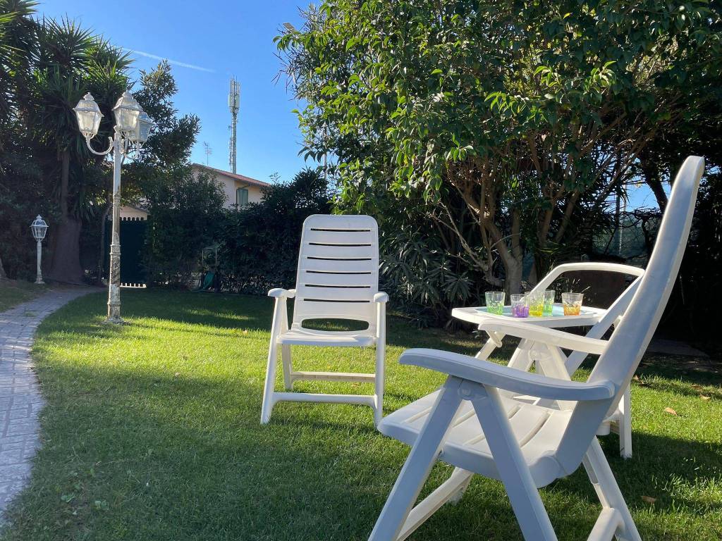 Appartamento a Follonica in Via Isola di Procida, 1 - Foto 5