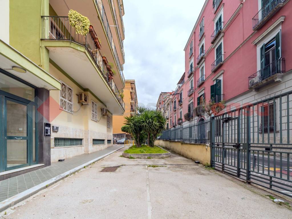 Appartamento a Portici in Via Zumbini , 23 - Foto 4