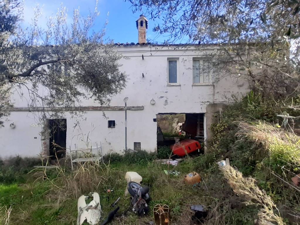 Terreno a Loreto aprutino in Contrada Bufarale - Foto 4