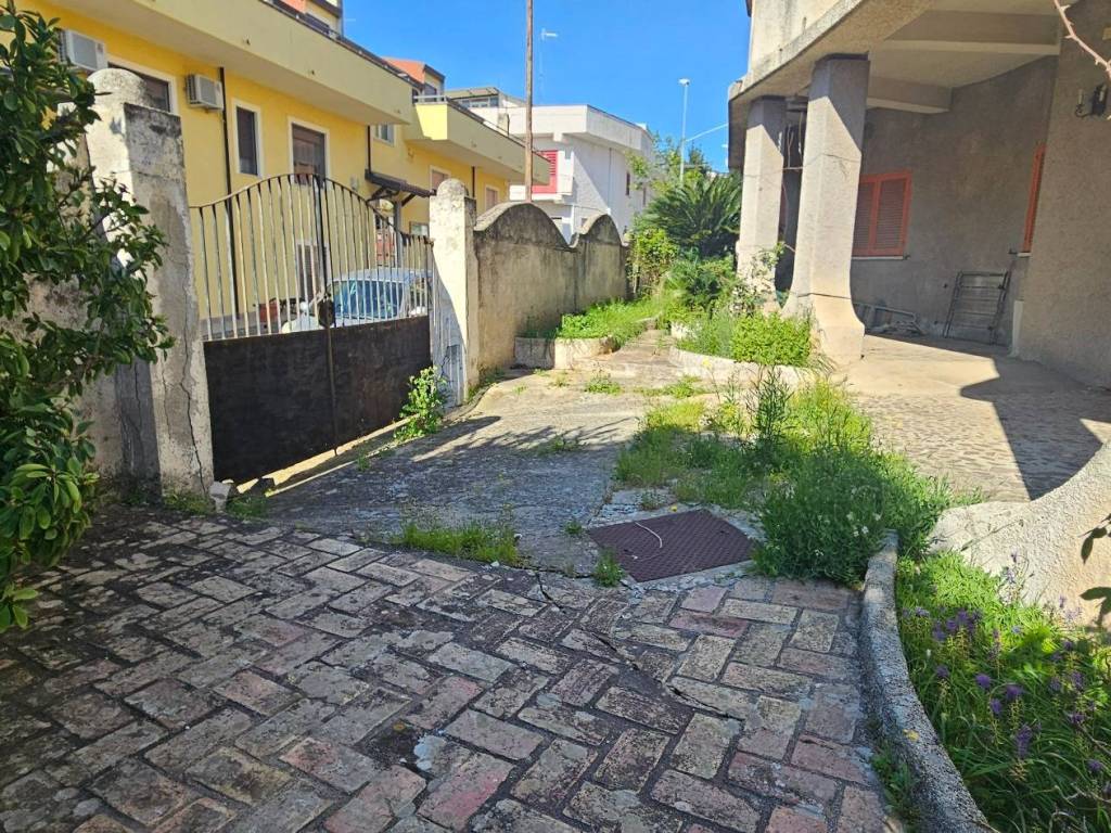 Villa a Soverato in Via dei Mille, 8 - Foto 2
