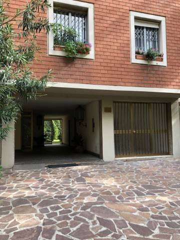 Immobile a Bologna in Via Francesco Cavazzoni, 27 - Foto 1