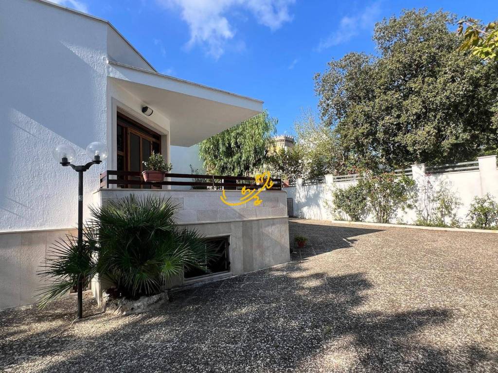 Villa a Fasano in Viale delle Acacie - Foto 3