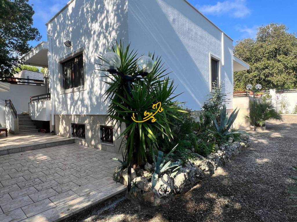 Villa a Fasano in Viale delle Acacie - Foto 4