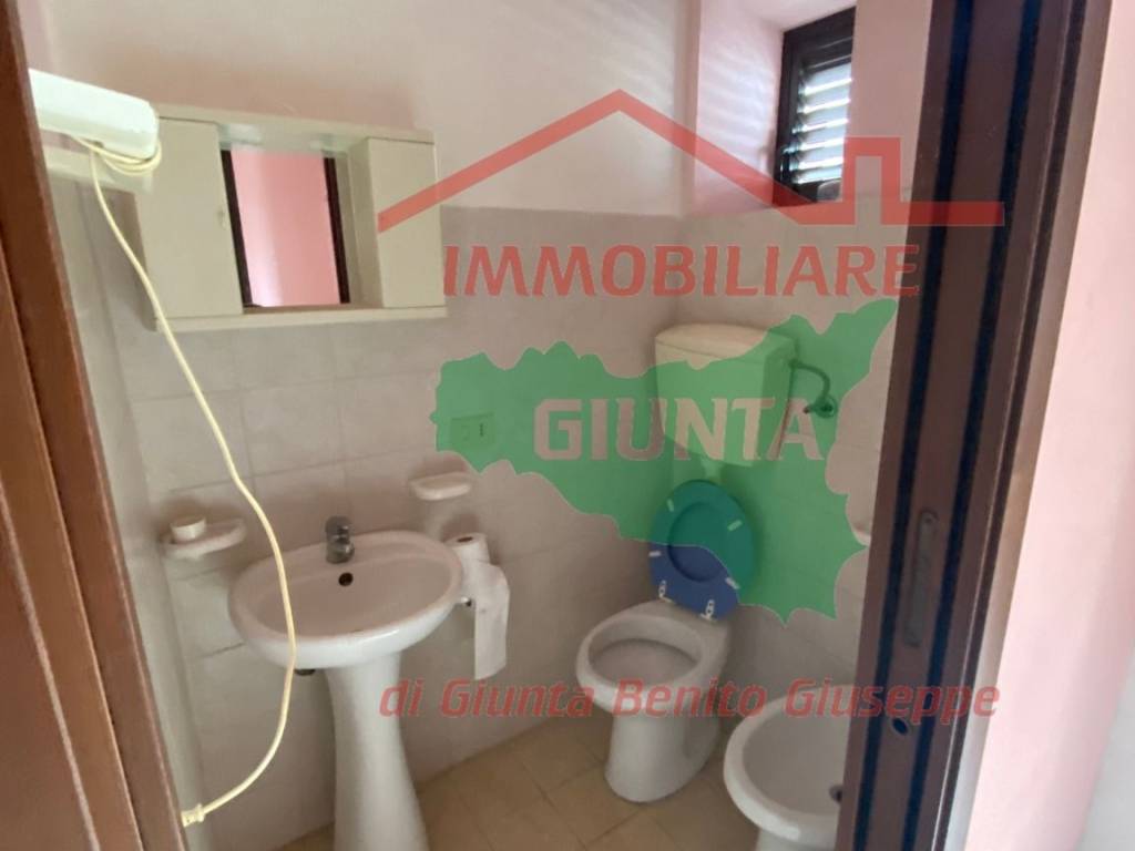 Casa indipendente a Cinisi in Via Roma, 189 - Foto 3