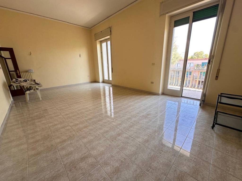 Appartamento a Caserta in Viale Alberto Beneduce, 5 - Foto 3