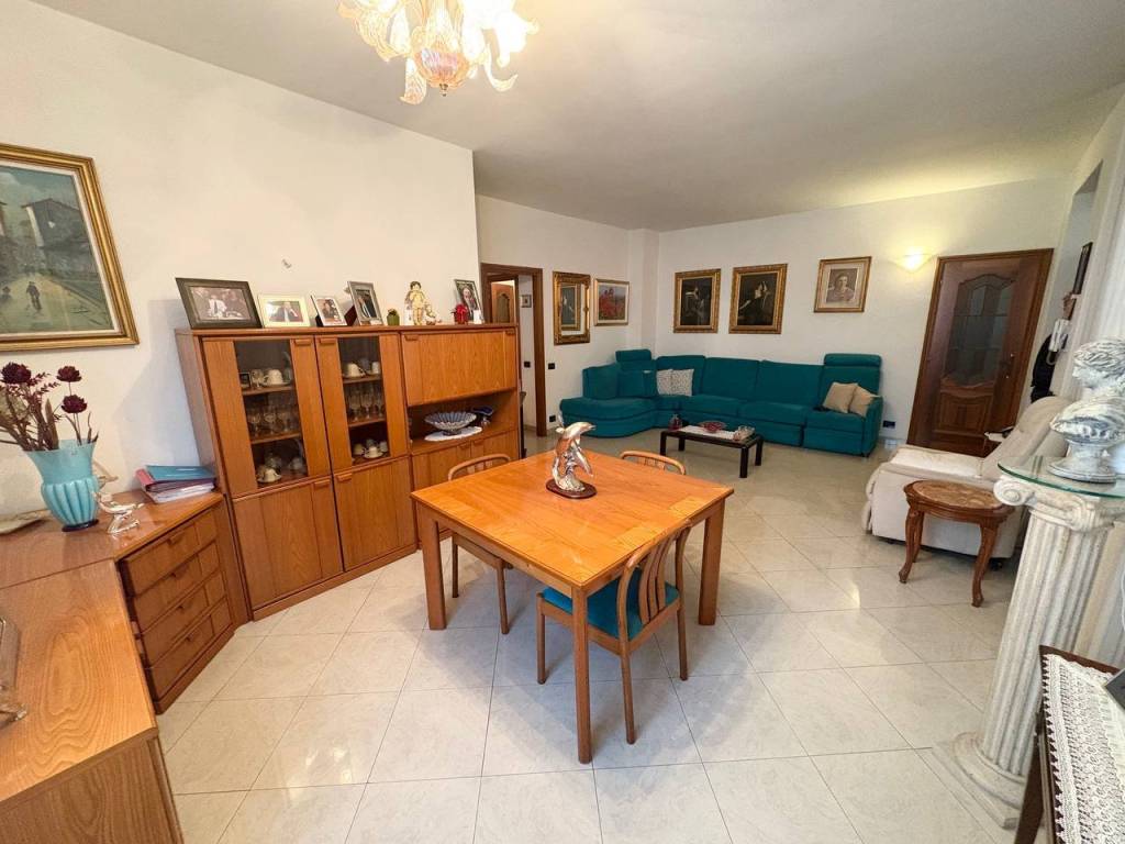 Appartamento a Cinisello balsamo in Via Po, 13 - Foto 3