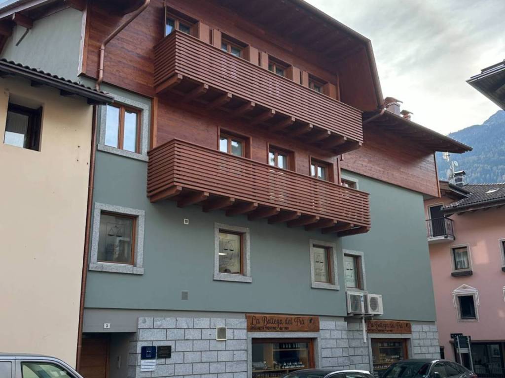 Appartamento a Pinzolo in Via 27 Giugno, 2 - Foto 2