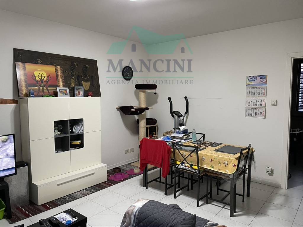 Appartamento a Jesi in LARGO GRAN MERCATO, 7 - Foto 5