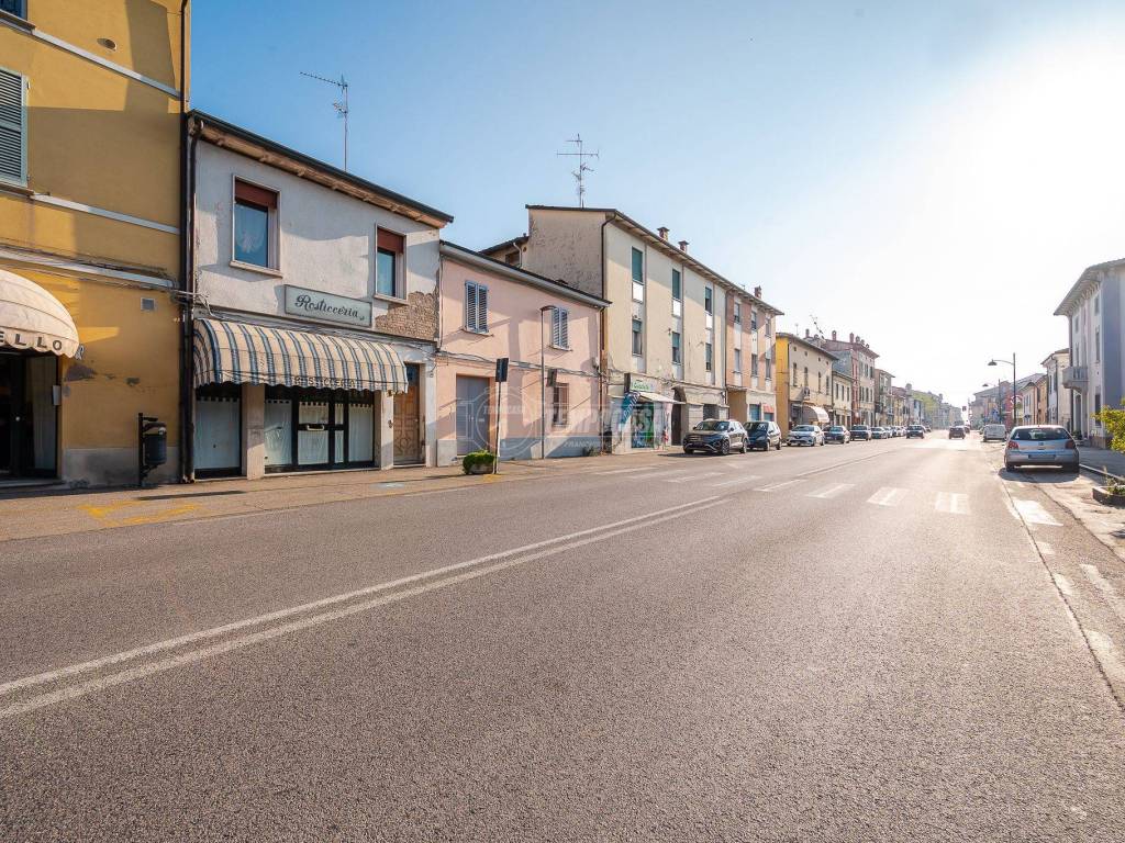 Appartamento a Castel bolognese in Via Emilia Interna 186 - Foto 3