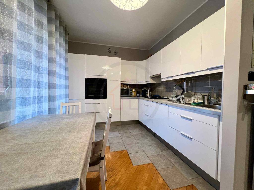 Appartamento a Bovisio-masciago in Via Bertacciola - Foto 5