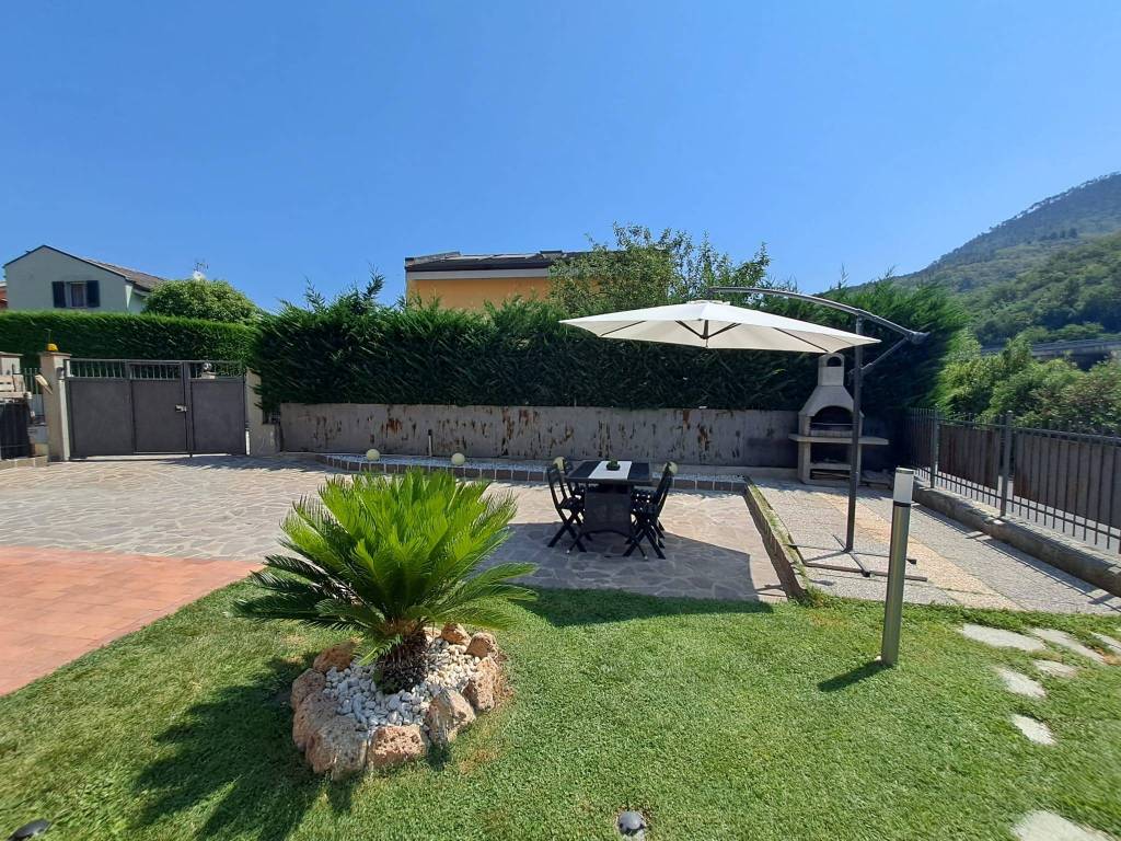 Villa a Villanova d'albenga in Via delle Violette, 21 - Foto 2