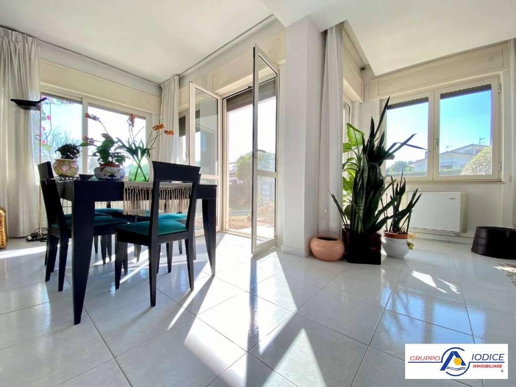 Villa a Sabaudia in Via Venezia, 5 - Foto 2