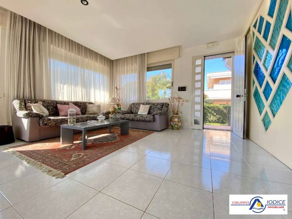 Villa a Sabaudia in Via Venezia, 5 - Foto 4