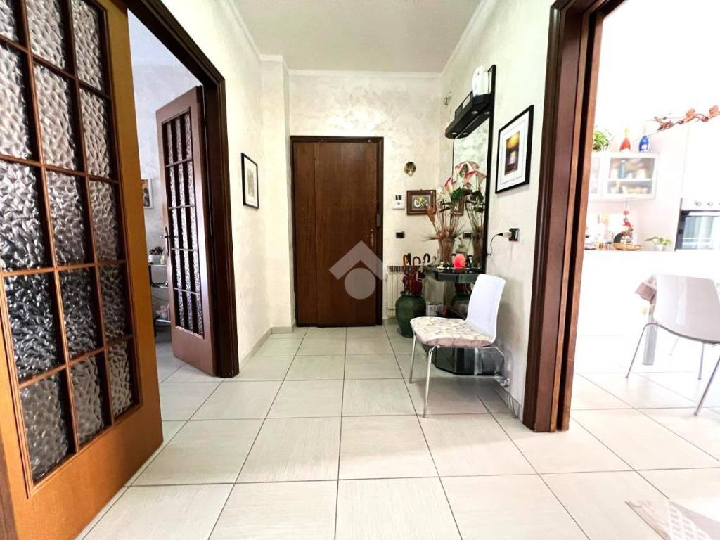 Appartamento a Mesagne in Via ANTONIO PACINOTTI, 45 - Foto 2