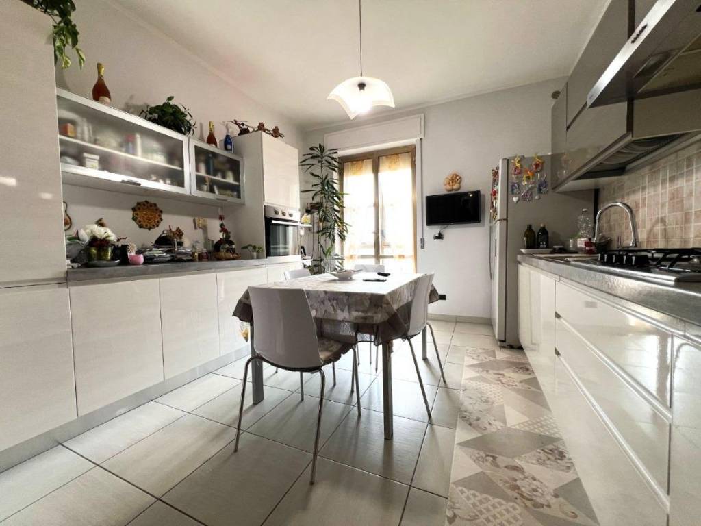 Appartamento a Mesagne in Via ANTONIO PACINOTTI, 45 - Foto 5