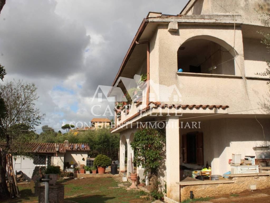 Villa a Aprilia in Via delle Ortensie, 32 - Foto 5