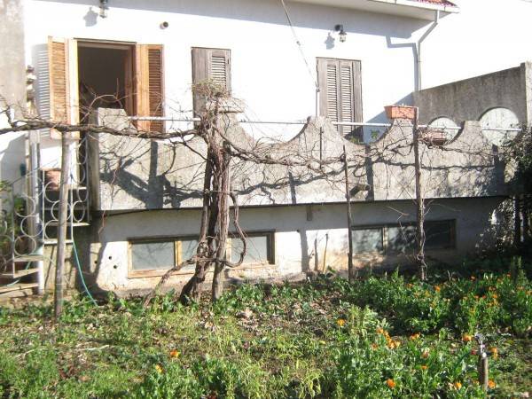 Casa indipendente a Roccamonfina in Via Lattani, 13 - Foto 3