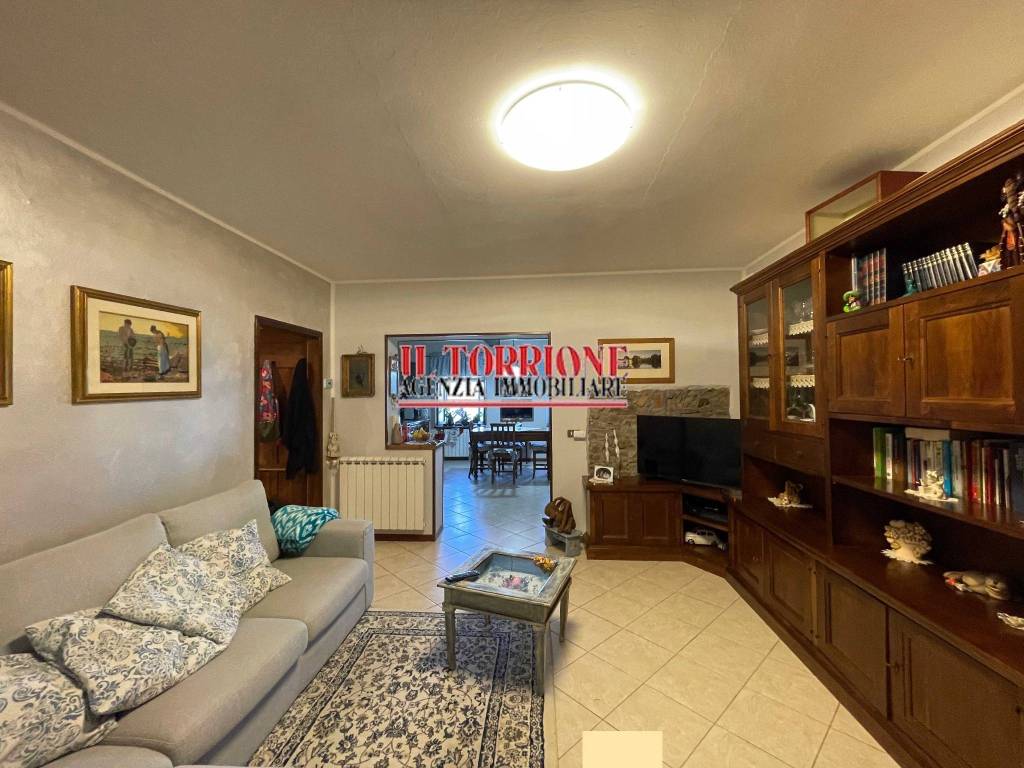 Appartamento a Pescia in Borgo Giacomo Matteotti - Foto 4