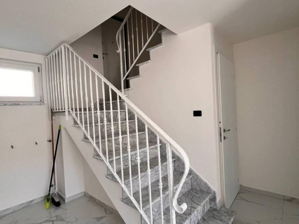Casa indipendente a San nazzaro in Piazza Roma - Foto 3