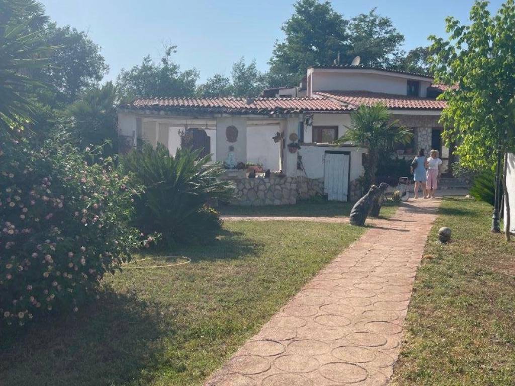 Villa a San felice circeo in Via Vigne di Circe, 56 - Foto 2