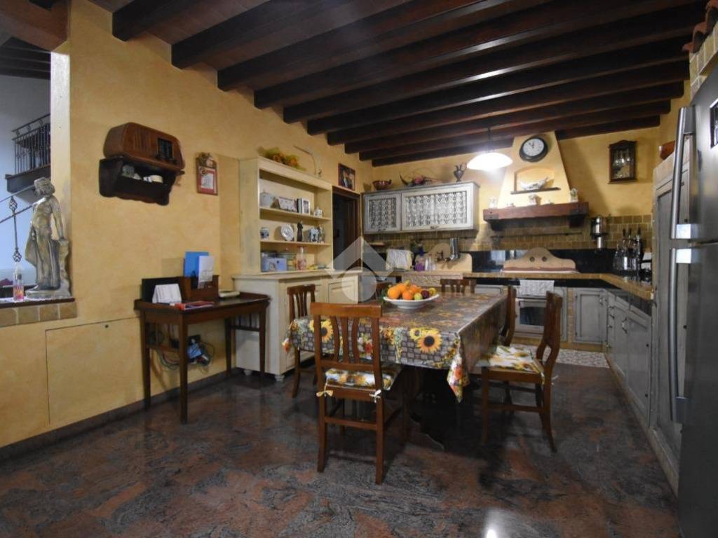 Villa a Castiglione delle stiviere in Via Bernardo Ordanino, 14 - Foto 3