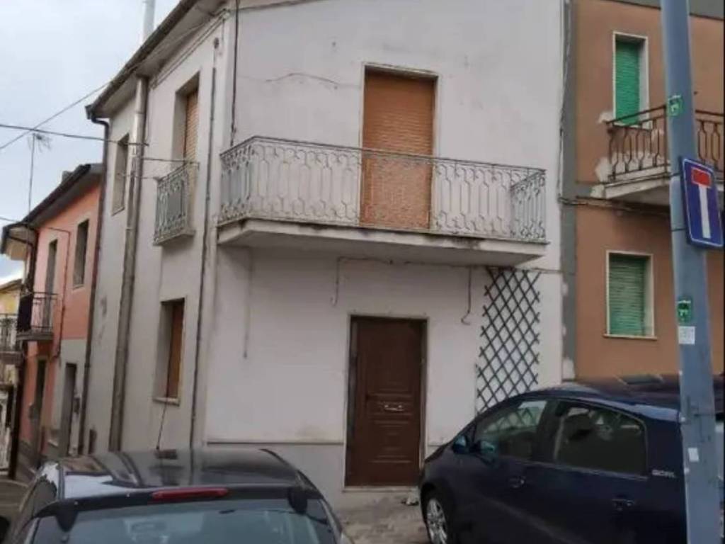 Appartamento a Monteleone di puglia in Via Mancini P. S. - Foto 1