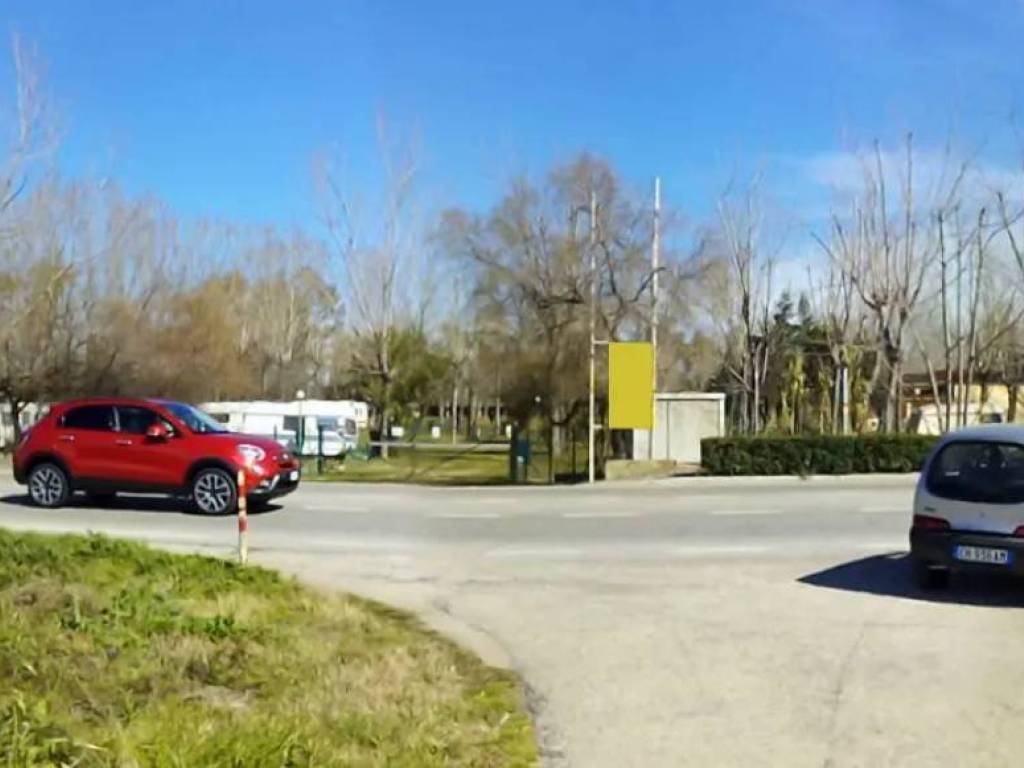 Terreno a Vasto in Via Strada Statale 16 - Foto 4