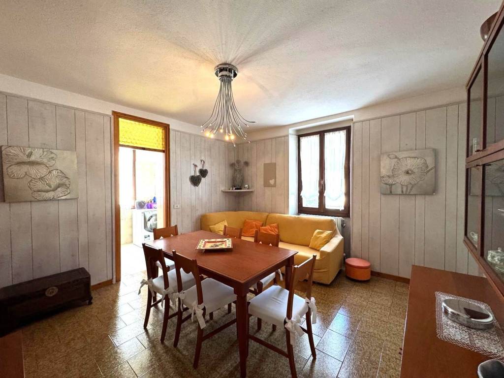 Casa indipendente a Verceia in Via Roma, 22 - Foto 4